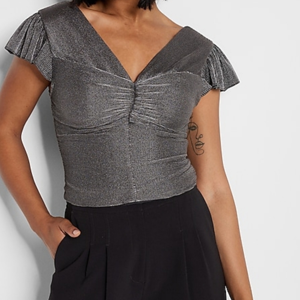 NWT Express Cropped Metallic Flutter Sleeve Top Size: XL